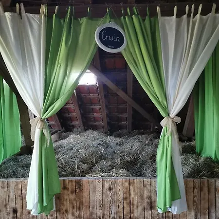 Heuhotel Beim Gnadenhof * Murrhardt